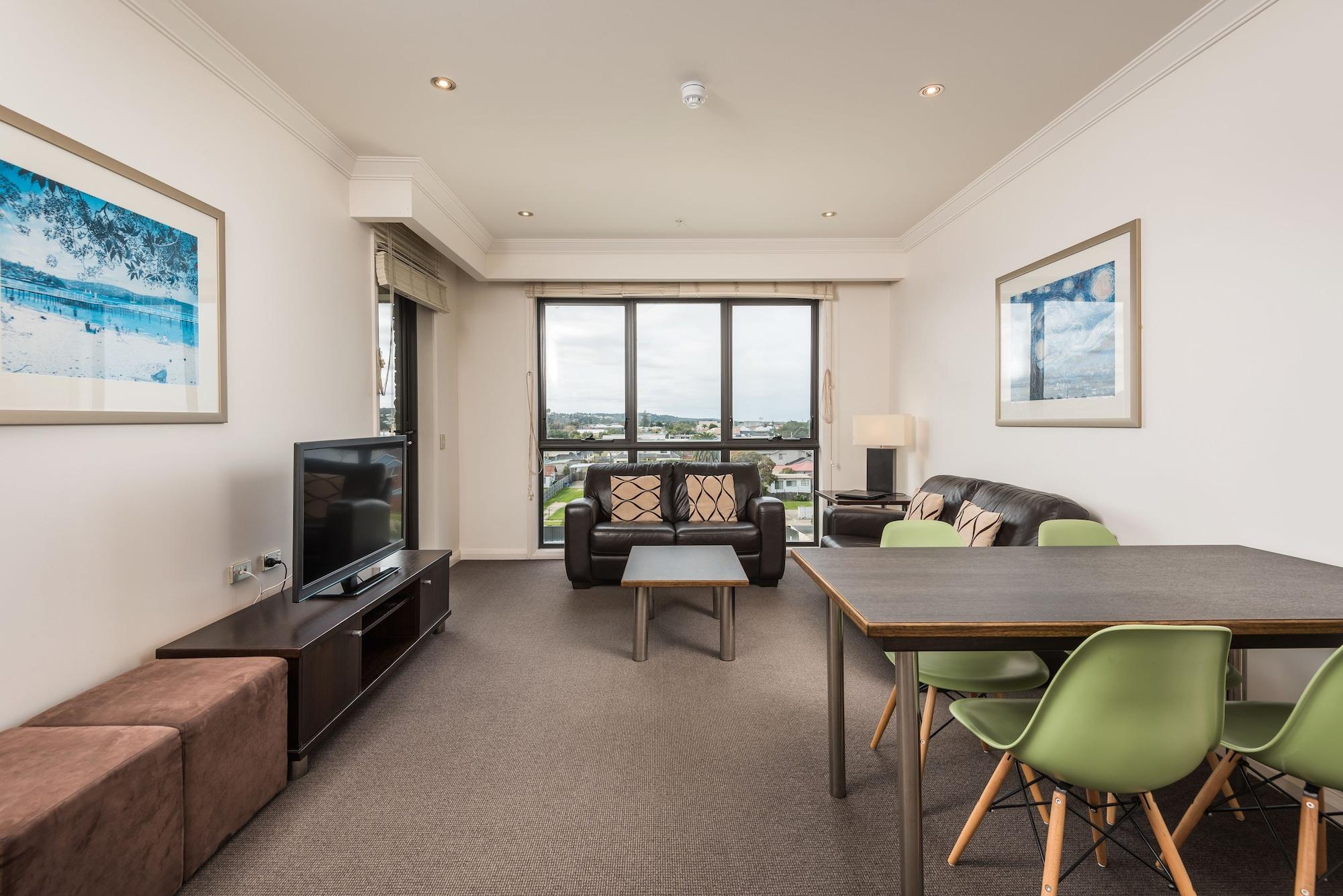 The Esplanade Resort And Spa Lakes Entrance Exterior photo