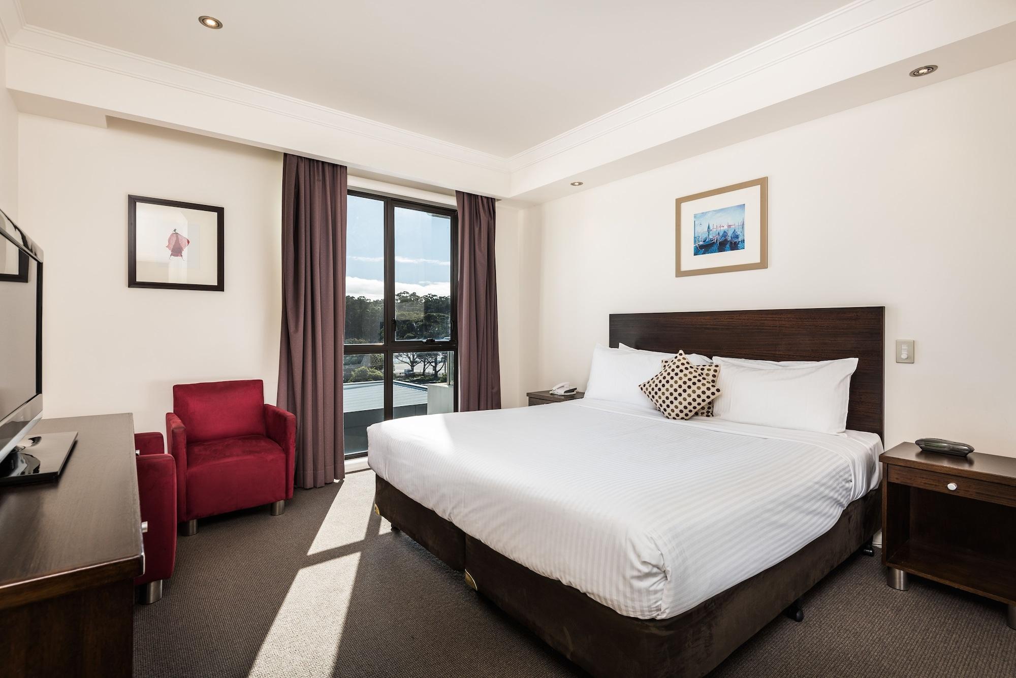 The Esplanade Resort And Spa Lakes Entrance Exterior photo