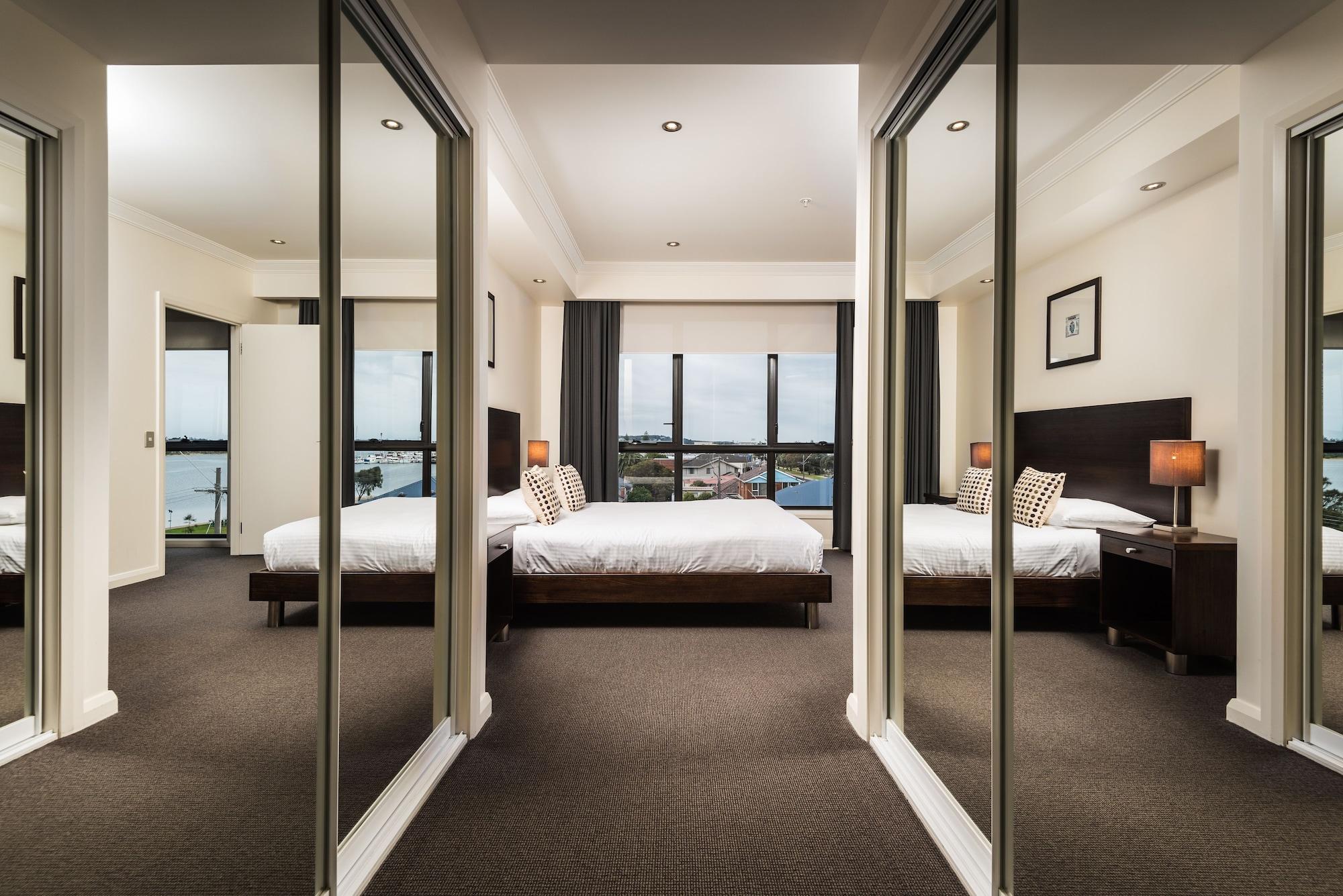 The Esplanade Resort And Spa Lakes Entrance Exterior photo