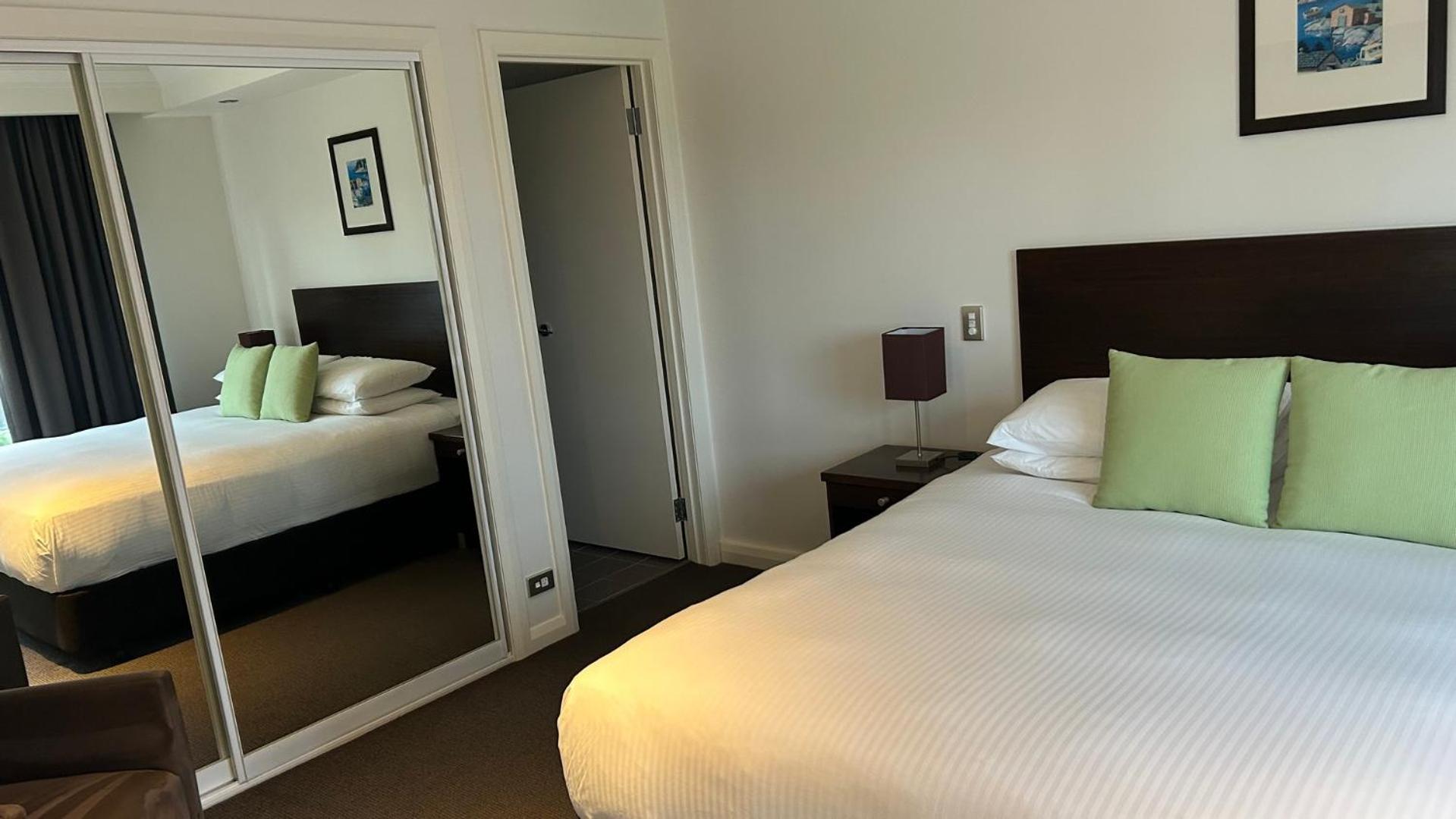 The Esplanade Resort And Spa Lakes Entrance Exterior photo