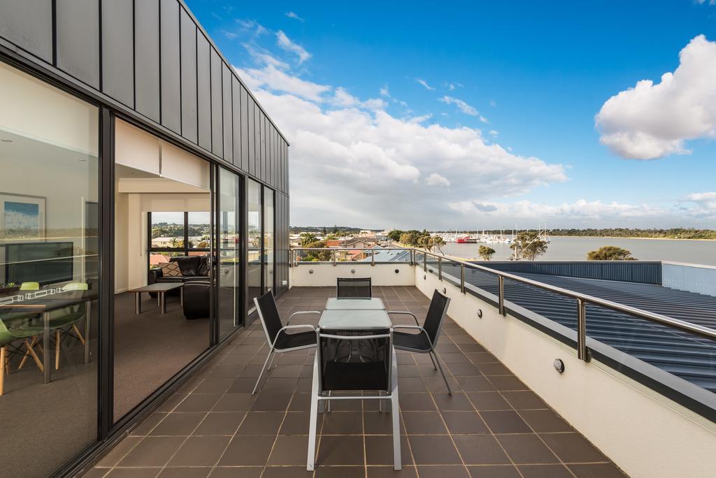 The Esplanade Resort And Spa Lakes Entrance Exterior photo
