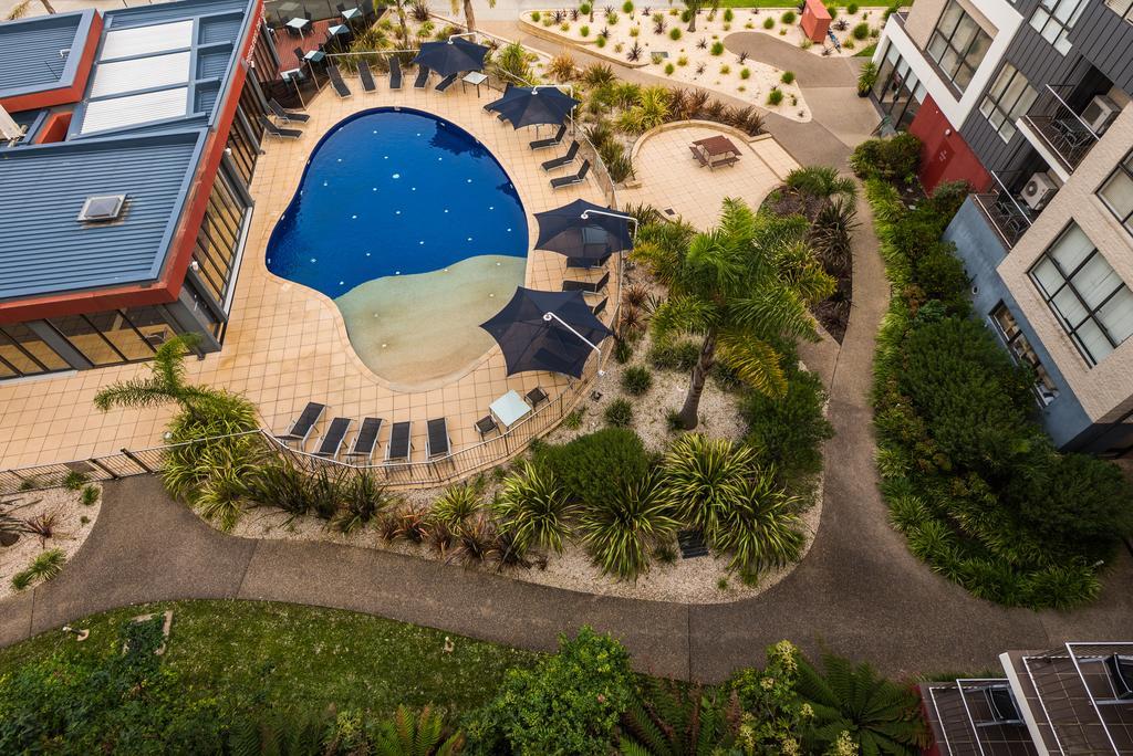 The Esplanade Resort And Spa Lakes Entrance Exterior photo